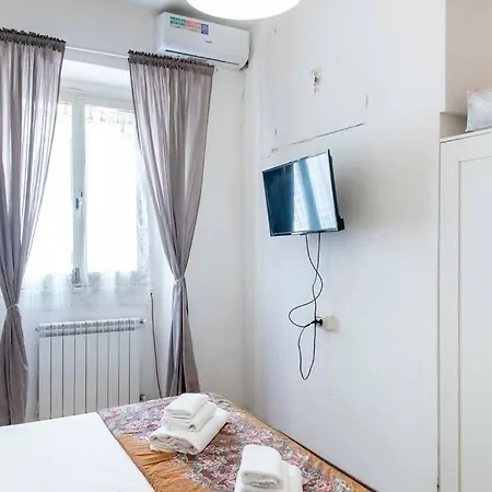 Apartment La Casa Di Marisela In Via Emanuele Filiberto *