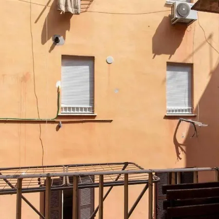 La Casa Di Marisela In Via Emanuele Filiberto Apartmán